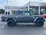 Used 2021 Jeep Gladiator Sport image 3
