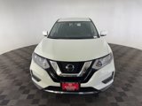 Used 2018 Nissan Rogue S image 2