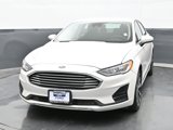 Used 2019 Ford Fusion SE image 3