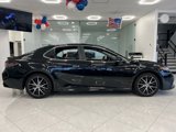 Used 2022 Toyota Camry SE image 4