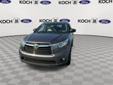 Used 2016 Toyota Highlander XLE image 4