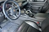 Certified 2022 Porsche Cayenne image 4