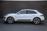 Certified 2024 Porsche Macan image 2
