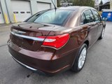 Used 2012 Chrysler 200 Touring image 3