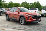 Used 2024 Chevrolet Trax LT w/ Sunroof Package image 3