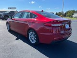 Used 2020 Ford Fusion SE image 3