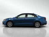 Used 2017 Volkswagen Jetta SE image 2