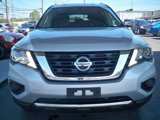 Used 2018 Nissan Pathfinder S image 2
