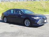 Used 2021 Toyota Avalon XLE image 2