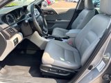 Certified 2017 Honda Accord EX-L image 4