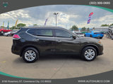 Used 2016 Nissan Rogue SV image 4
