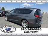 Used 2022 Chrysler Pacifica Touring-L image 3