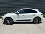 Certified 2024 Porsche Macan image 2