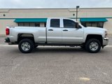 Used 2019 Chevrolet Silverado 2500 W/T image 2