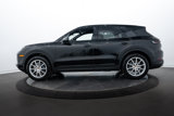 Used 2025 Porsche Cayenne image 2
