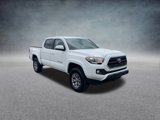Used 2017 Toyota Tacoma SR5 image 2