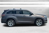 Used 2015 Toyota Highlander Limited image 3