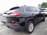 Used 2017 Jeep Cherokee Latitude w/ Cold Weather Group image 5