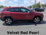 Used 2019 Jeep Cherokee Limited image 2