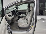 Used 2015 Toyota Sienna LE image 2