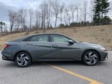 New 2025 Hyundai Elantra SEL image 3