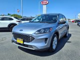 Used 2022 Ford Escape SE image 3