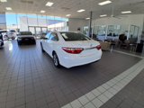 Used 2017 Toyota Camry SE image 3