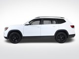 Used 2022 Volkswagen Atlas SE w/ Black Wheel Package image 2