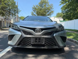 Used 2018 Toyota Camry SE image 3