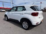 New 2025 Hyundai Venue SE image 5