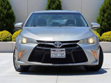 Used 2015 Toyota Camry SE image 2