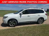 Used 2014 Nissan Pathfinder Platinum w/ Platinum Premium Package image 2
