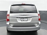 Used 2012 Chrysler Town & Country Touring image 5
