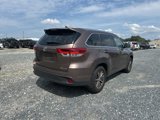 Used 2018 Toyota Highlander XLE image 5