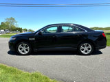 Used 2016 Ford Taurus SE image 2