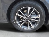 Used 2023 Kia Forte LXS image 3