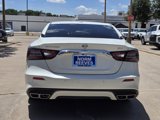 Used 2022 Nissan Maxima SV image 4