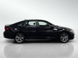 Used 2024 Volkswagen Jetta SE image 4