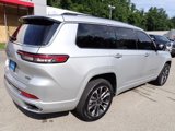 Used 2021 Jeep Grand Cherokee L Overland w/ Luxury Tech Group IV image 4
