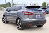 Used 2022 Nissan Rogue Sport SL image 2