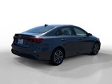 Used 2022 Kia Forte LXS image 5