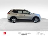 Used 2014 Nissan Rogue SV image 2