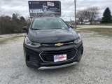 Used 2020 Chevrolet Trax LT w/ LT Convenience Package image 3
