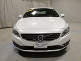 Used 2017 Volvo V60 T5 Premier w/ Convenience Package image 3