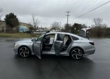 Used 2018 Honda Accord Sport image 4