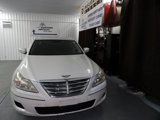 Used 2010 Hyundai Genesis 3.8 w/ Technology Pkg 4 image 2