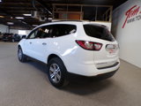 Used 2017 Chevrolet Traverse LT image 3