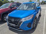 Used 2023 Nissan Kicks SV image 2