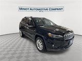 Used 2019 Jeep Cherokee Latitude w/ Cold Weather Group image 2