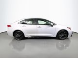 Used 2024 Toyota Corolla SE image 2